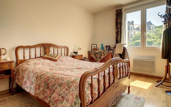 Appartement à vendre    2 pièces • 44,14 m2 Issy-les-Moulineaux