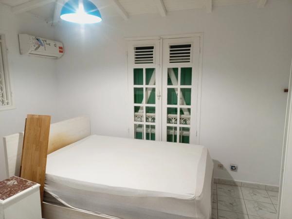 Maison à vendre 4 pièces LAMENTIN (971)