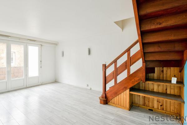 VENTE MAISON DE VILLE HYPERCENTRE SAINT-BRIEUC PROCHE LEGUE AVEC GRANDE TERASSE ET GARAGE