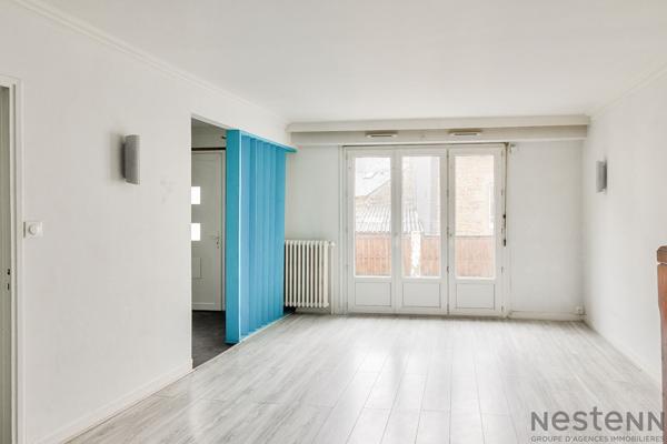 VENTE MAISON DE VILLE HYPERCENTRE SAINT-BRIEUC PROCHE LEGUE AVEC GRANDE TERASSE ET GARAGE