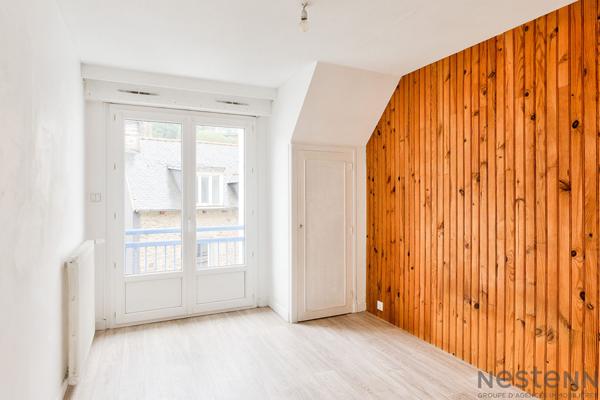 VENTE MAISON DE VILLE HYPERCENTRE SAINT-BRIEUC PROCHE LEGUE AVEC GRANDE TERASSE ET GARAGE