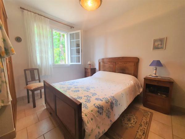 3 chambres, un sous sol et vues proche d'Eymet