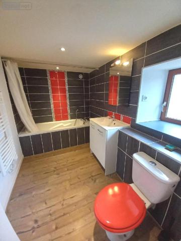 Maison à louer à Saint-Germain-en-Coglès en Ille-et-Vilaine (35133), ref : 35034-287022