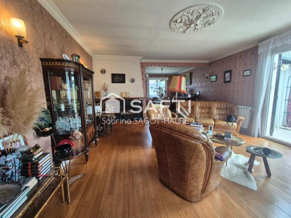 Pavillon 4 chambres et sous-sol