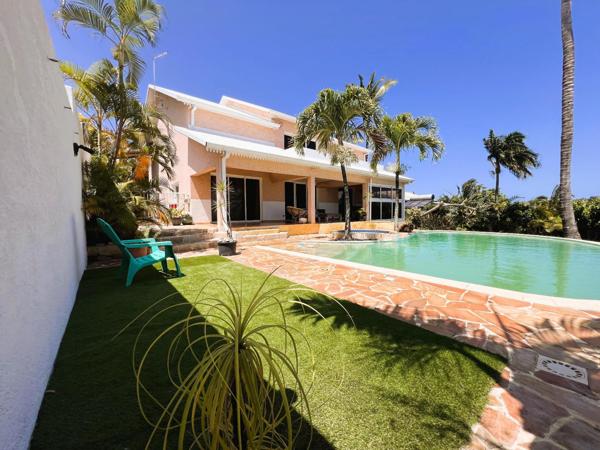 Maison 5 pièces de 125m² à Petite ile