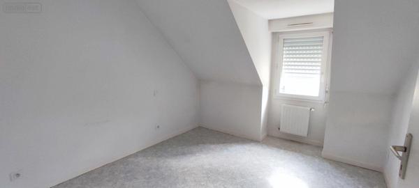 Maison à louer à Allaire dans le Morbihan (56350), ref : 1387