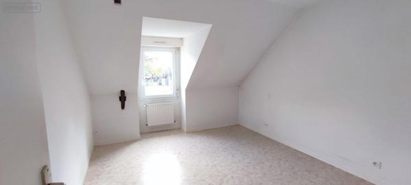 Maison à louer à Allaire dans le Morbihan (56350), ref : 1387