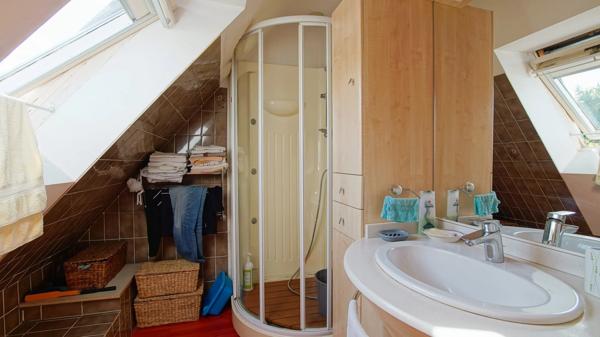 Vente                                                      Maison
                        
                     5 pièces                      90 m2                     à Saint-Brieuc