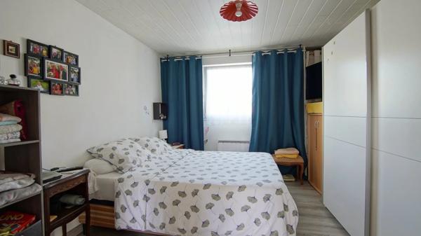 Vente                                                      Maison
                        
                     5 pièces                      90 m2                     à Saint-Brieuc