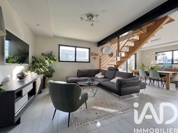 Maison à vendre 7 pièces 120 m² Saint-Léger-de-Linières