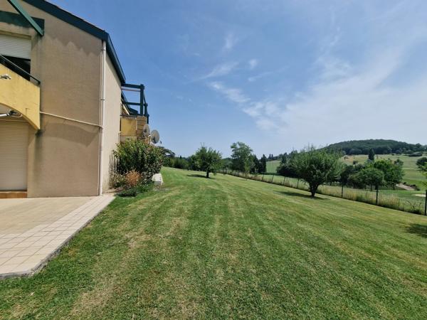 Appartement avec balcon donnant sur le trou 18 du golf