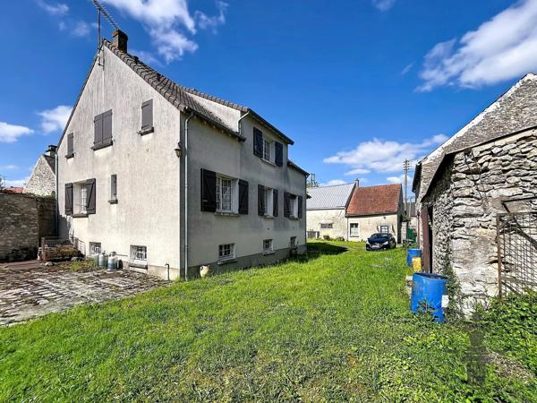Vente                                                      Maison
                        
                     6 pièces                      136 m2                     à Dourdan
