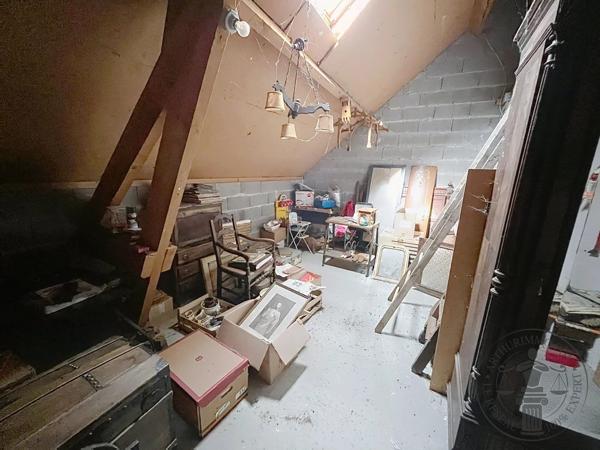 Vente                                                      Maison
                        
                     6 pièces                      136 m2                     à Dourdan