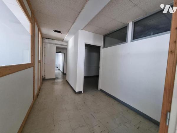 IMMEUBLE MIXTE A MARNAY