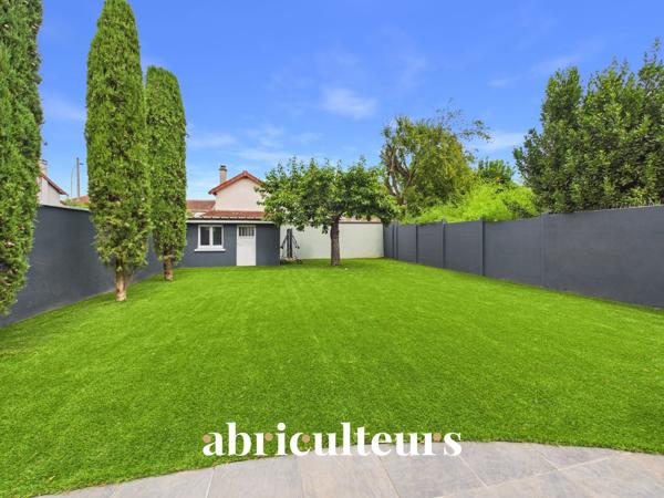 Maison familiale individuelle avec jardin 6 pièces 185 m² Ormesson-sur-Marne