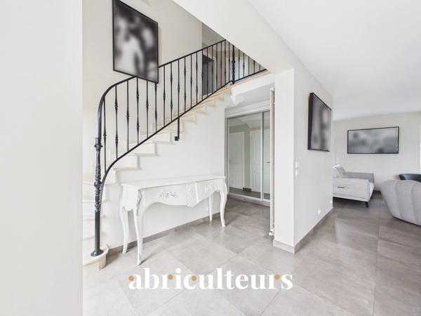 Maison familiale individuelle avec jardin 6 pièces 185 m² Ormesson-sur-Marne