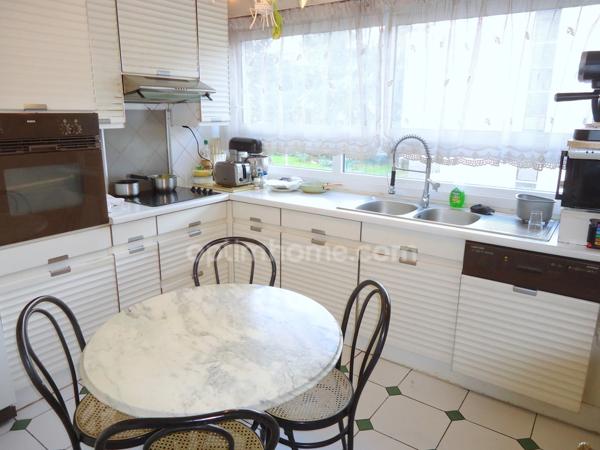 Sarcelles - Bd Henri Poincaré - Appartement 4 pièces - 93 m2 - Balcon / Terrasse - 190 000 € FAI