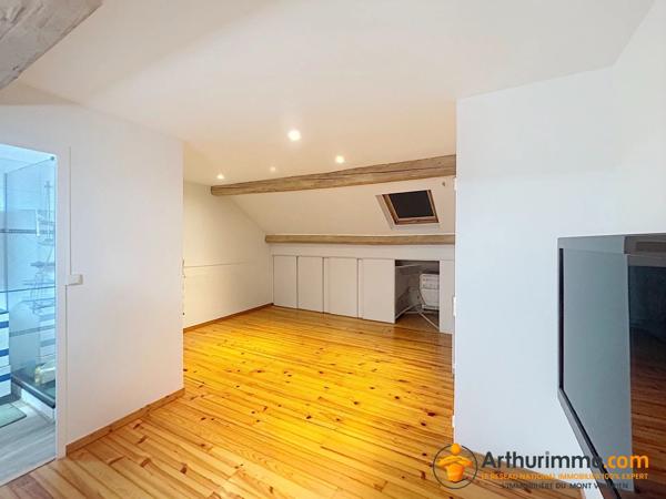 Vente                                                      Appartement
                        
                     3 pièces                      63 m2                     à Rueil-Malmaison