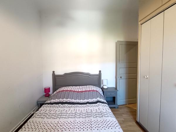 Arles (13200) A 5 minutes à pied de La Porte de la Cavalerie, maison de ville avec extérieur.