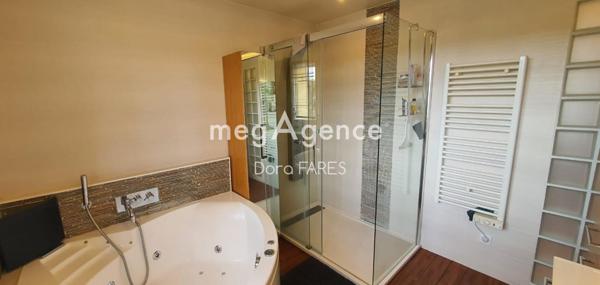 Maison à FRESNES, 94260 - 6 pièces 129m²