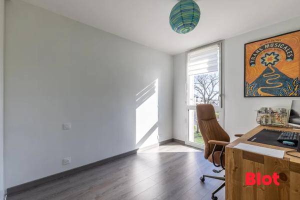 Appartement 4 pièce(s)