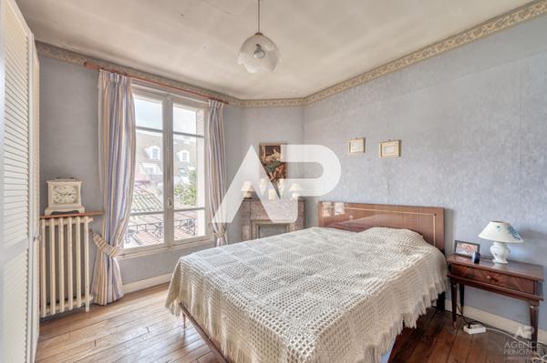 Ensemble immobilier Rueil-Malmaison 10 pièce(s) 184m2 €1 090 000 ** - Référence 19768