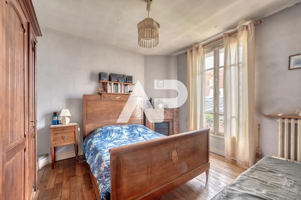 Ensemble immobilier Rueil-Malmaison 10 pièce(s) 184m2 €1 090 000 ** - Référence 19768