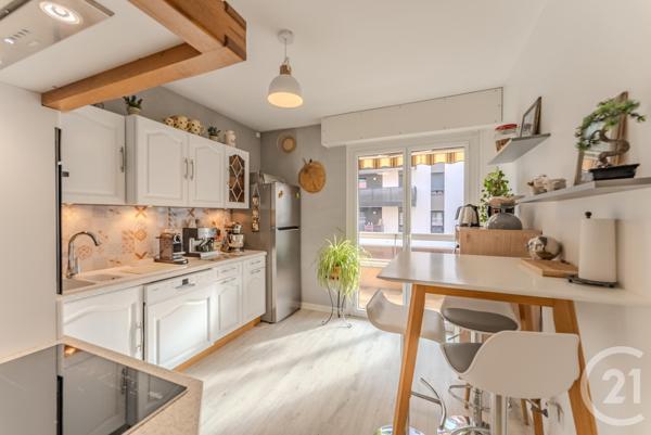 Appartement F3 à vendre  3 pièces - 69,49 m2 THONON LES BAINS - 74