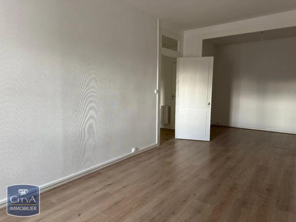 Appartement à louer 1 pièce 44.41m²