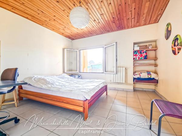Maison 5 chambres avec piscine au calme