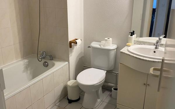 Appartement à louer    2 pièces • 40,29 m2 Ambarès-et-Lagrave