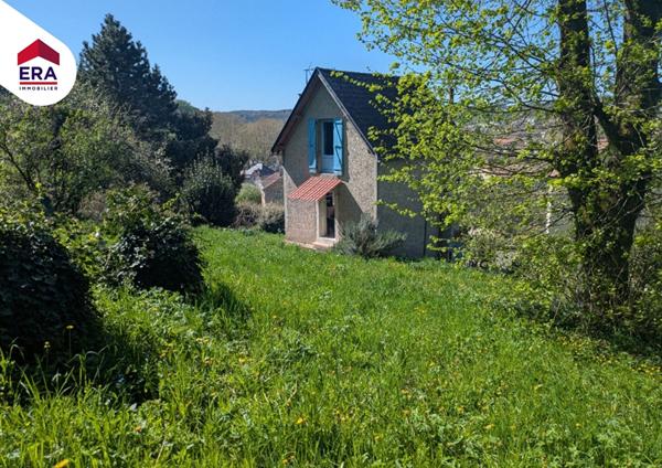 Exclusivité-Idéalement située, centre de Figeac à pieds en 10 minutes!