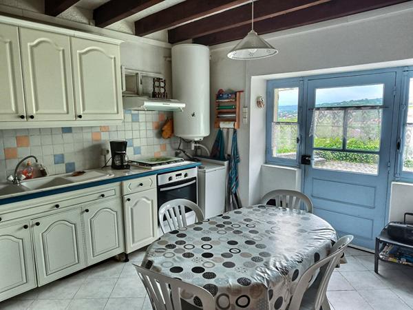 Exclusivité-Idéalement située, centre de Figeac à pieds en 10 minutes!