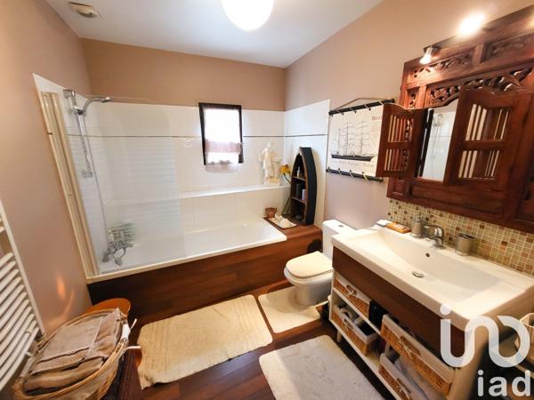 Maison à vendre 8 pièces 243 m² Flins-sur-Seine