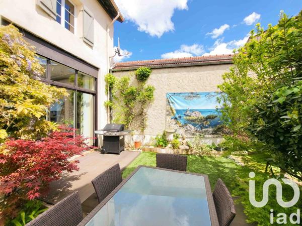 Maison à vendre 8 pièces 243 m² Flins-sur-Seine