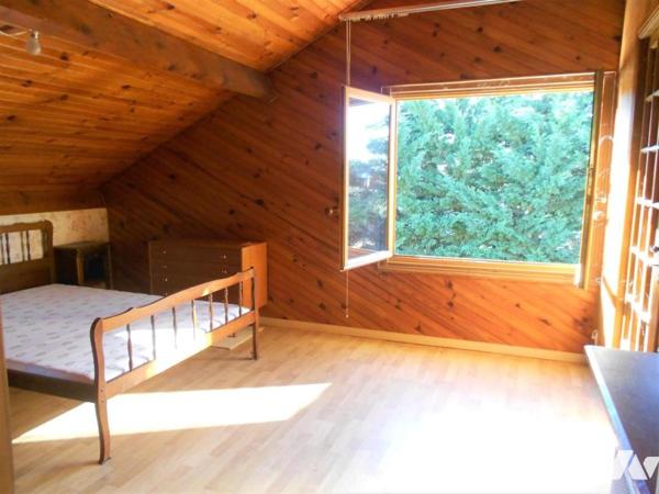 Maison familiale d'environ 180 m² sur sous-sol total