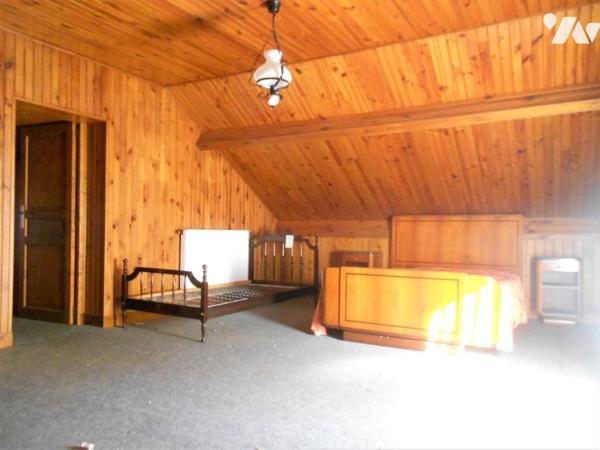 Maison familiale d'environ 180 m² sur sous-sol total