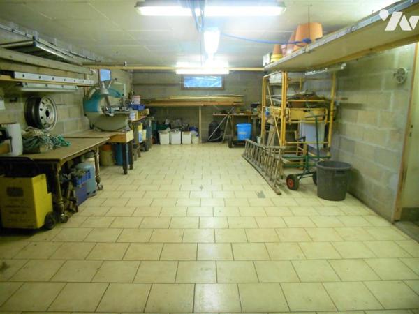 Maison familiale d'environ 180 m² sur sous-sol total