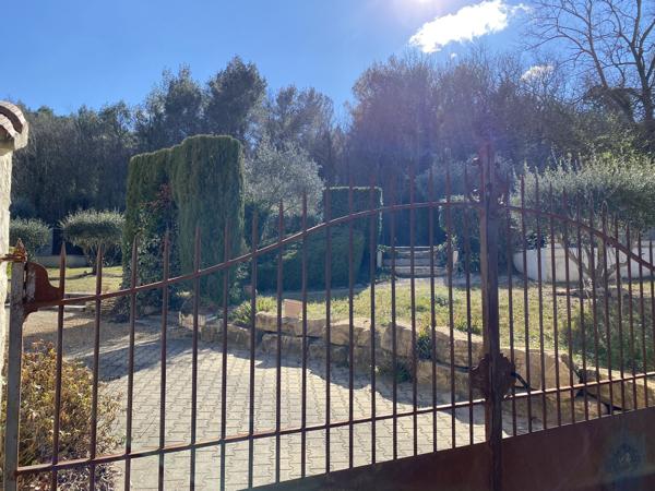 Mas en pierres  Bollène (84500)