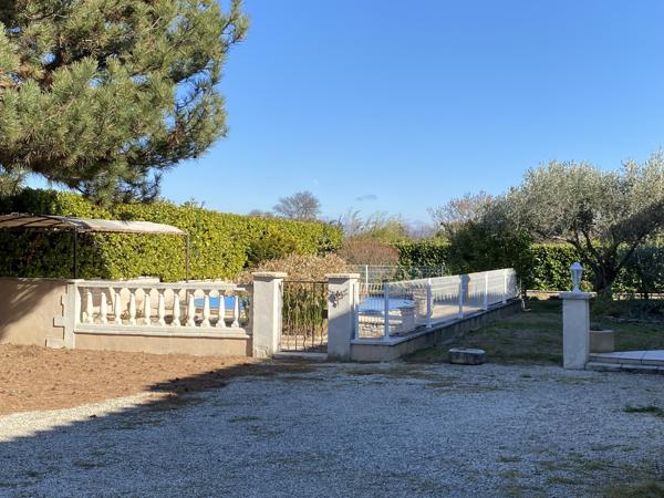 Mas en pierres  Bollène (84500)