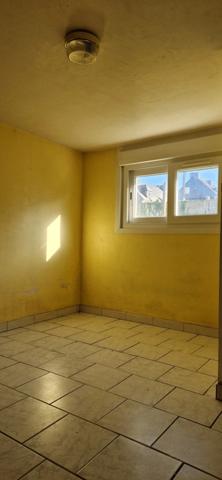 Maison à vendre PLOUMAGOAR (22)
