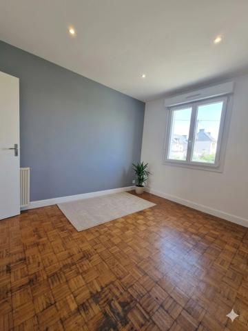 Maison à vendre PLOUMAGOAR (22)