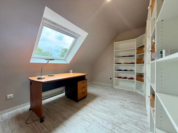 FOUESNANT (29) - Maison 4 chambres - 152 m² habitables - Sans vis à vis - Piscine - Garage - Carport