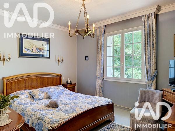 Maison à vendre 6 pièces 177 m² Conflans-sur-Loing
