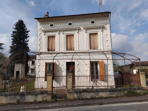 Magnifique maison de ville au Fleix avec terrain constructible