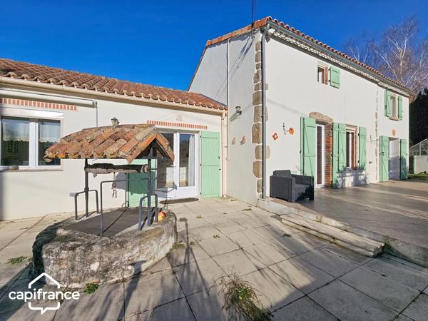 Maison familiale 131 m² – 4 chambres + bureau – vie de plain-pied – jardin 620 m² – La Chapelle-Gaudin (Argentonnay 79150)