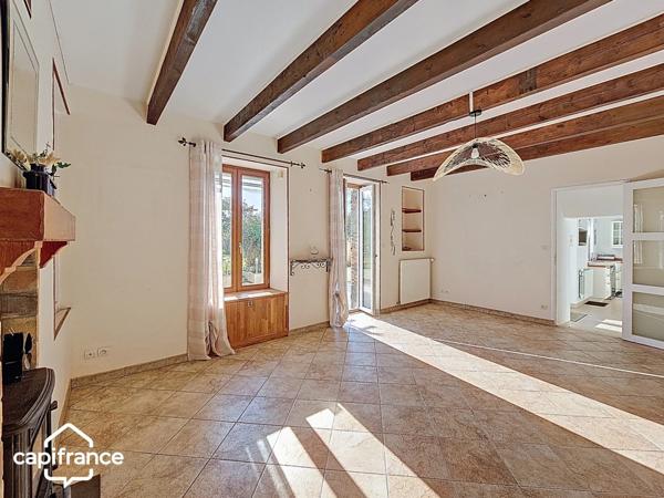 Maison familiale 131 m² – 4 chambres + bureau – vie de plain-pied – jardin 620 m² – La Chapelle-Gaudin (Argentonnay 79150)