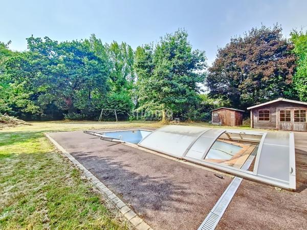 Maison de 10 pièces, 213 m2 à Scaër (29390)