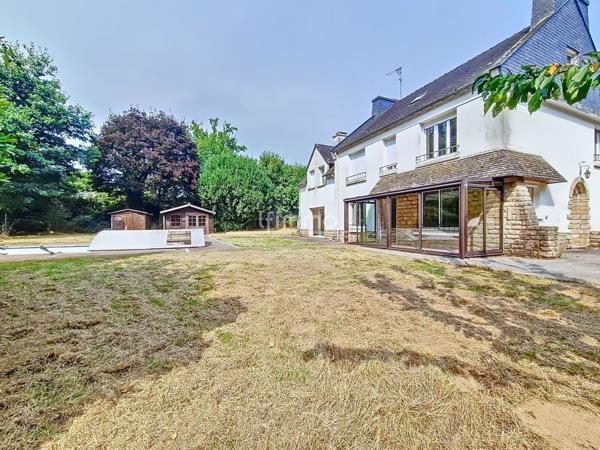 Maison de 10 pièces, 213 m2 à Scaër (29390)