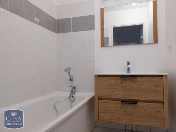 Appartement à louer 2 pièces 47.82m²